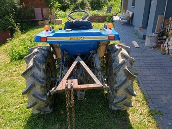 Malotraktor Iseki - 6