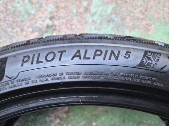 Pár zimních pneu Michelin Pilot Alpin 5 235/40 R19 XL - 6