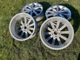 Krásné orig. Alu Volkswagen roztec 5x112 17 ET48 - 6