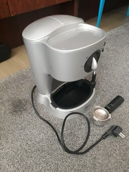 PÁKOVÝ KÁVOVAR ZN. CIATRONIC 220 V. - 6