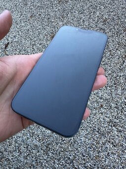 IPhone 13 - baterie 100% - 6