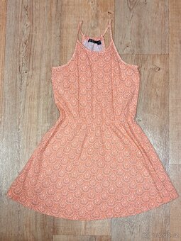 Sukně, šaty, vel. 140 - 6