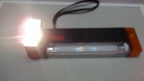 Multifunkční svítilna (baterka + blikající varovné oranžové) - 6