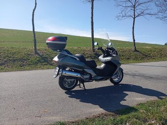 Honda FJS 600 Silverwing - 6