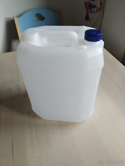 4 x plastový kanystr 10 l - 6