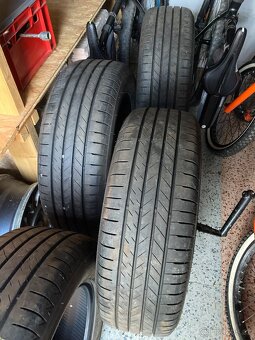 Letní pneu 215/60 R17 - 6