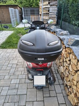 Kymco Downtown 300i - 6
