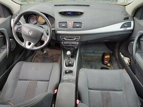 Renault Megane III 1.6 ( K4M R 8 ) 81kW r.2009 šedá - 6