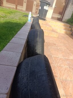 Pneumatiky na discich 215/65 R15 C Ford Transit custom - 6