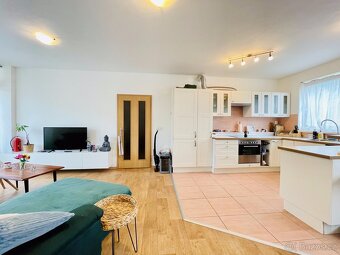 Pronájem velkého bytu 2+kk s balkónem, 70m2, Olomouc, Neředí - 6