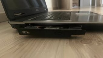 Notebook ASUS X52S - 6