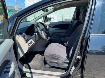 Mitsubishi Grandis, 2.4i 121 kW 7. míst - 6