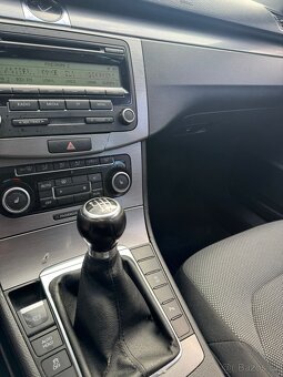 Volkswagen Passat 2.0 TDI, 103 kW, r. v. 2010 – velmi dobrý - 6