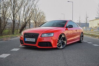 Audi RS5 V8 quattro - 6