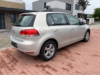 VW Golf 1.6 TDI, r. 10/2012, klima, ALU kola, nová STK - 6