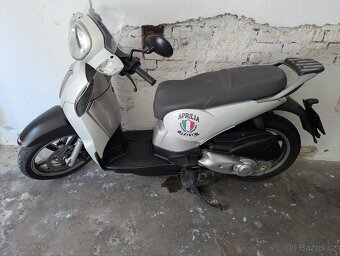 Aprilia Scarabeo 200 - 6