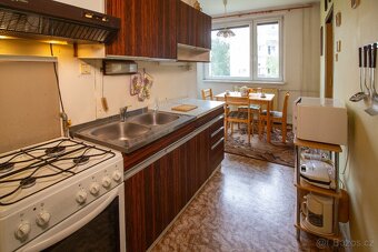 Prodej bytu 3+1, 73 m² – Vsetín-Sychrov, 6. patro, lodžie - 6