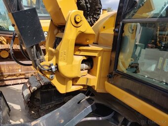 Pásový minibagr CAT 308E2CR - 6