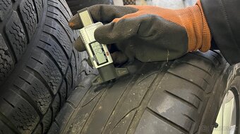 Originál kola VW 5x112 R17 - 6