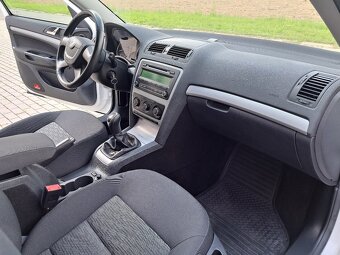 ŠKODA OCTAVIA II 1.4TSi 8/2012 KLIMA,6-RYCHL,ČR,JEN 137TKM - 6