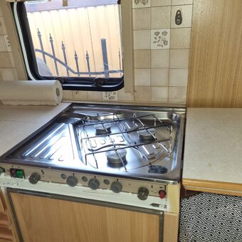 Prodám karavan DETHLEFFS BEDUÍN L pro 4 osoby - 6