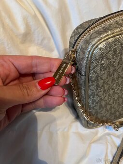Michael Kors kabelka Crossbod - 6