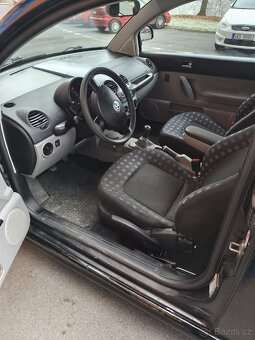 Volkswagen New Beetle - 6