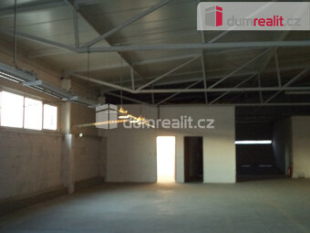 Pronájem haly ke komerčnímu využití o velikosti 940 m2 - 6