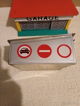 Staré hračky. Kdn. Tofa. - 6