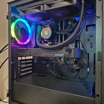 GIGABYTE GeForce GTX 1080 8GB - 6