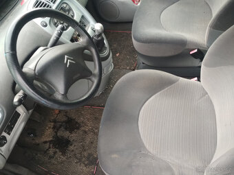 Citroen xsara picasso benzin 1,6 - 6