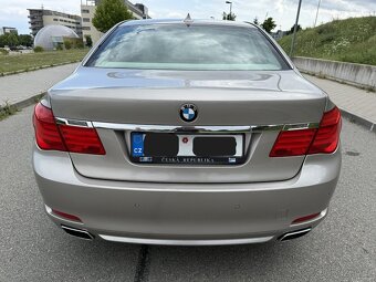 BMW 740D - 6