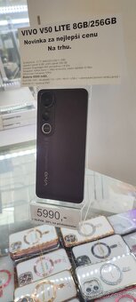 NOVÝ Vivo V50 LITE 8 GB / 256 GB - 6