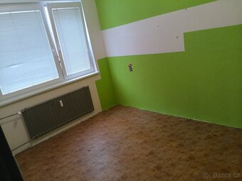 Pronajmu dlouhodobě byt 4+1 76m2 s lodžií a jídelnou, 5. pod - 6