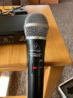 Behringer Ultralink ULM302Mic Bezdrátový systém - 6