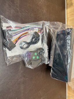 Jednoduché 1DIN 6,9 palcové autorádio Apple CarPlay - 6