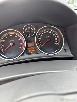 Opel Astra H 1.6 - 6