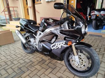 Honda CBR 900rr sc28 tv 93 - 6
