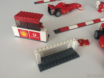 LEGO® Racers 8672 Cílová čára Ferrari - 6