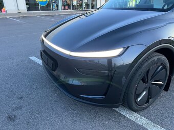 Tesla Model Y Long Range All-Wheel Drive/ DPH - 6