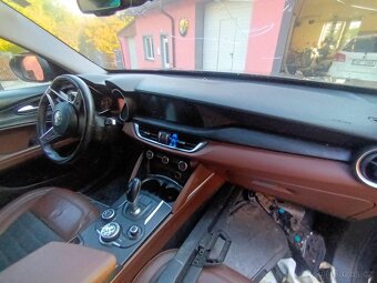 ALFA ROMEO STELVIO 2.2JTD 154KW 4X4 -DÍLY Z VOZU - 6