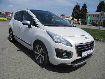 PEUGEOT 3008 Hybrid 4x4 Allure Pano Navi LED 2015 - 6