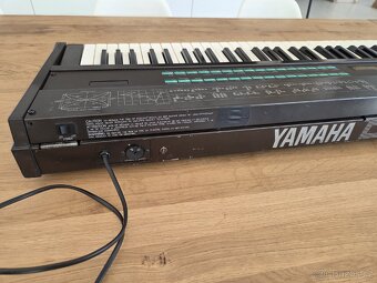 Yamaha DX7 - 6