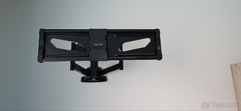 TV + posuvný a otočný držák+ Dvd přehrávač a cca 200 Dvd - 6