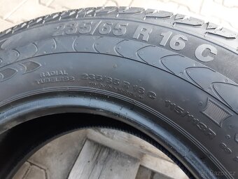 235/65/16 C letní pneu continental - 6