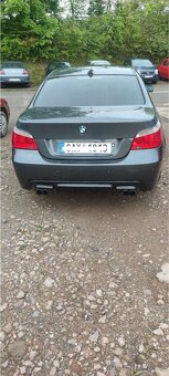 Difuzor zadního nárazníku BMW E60 E61 – Černý lesk - 6