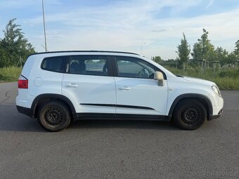 Chevrolet Orlando 1,8 -prostorný benziňák pro 7 osob - 6