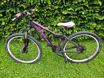 Dámské 27,5" horské hliníkové kolo ROCK MACHINE, rám 16" - 6