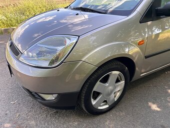 Ford fiesta - 6