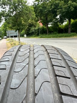 Pirelli Scorpion 235/45/20 - 6